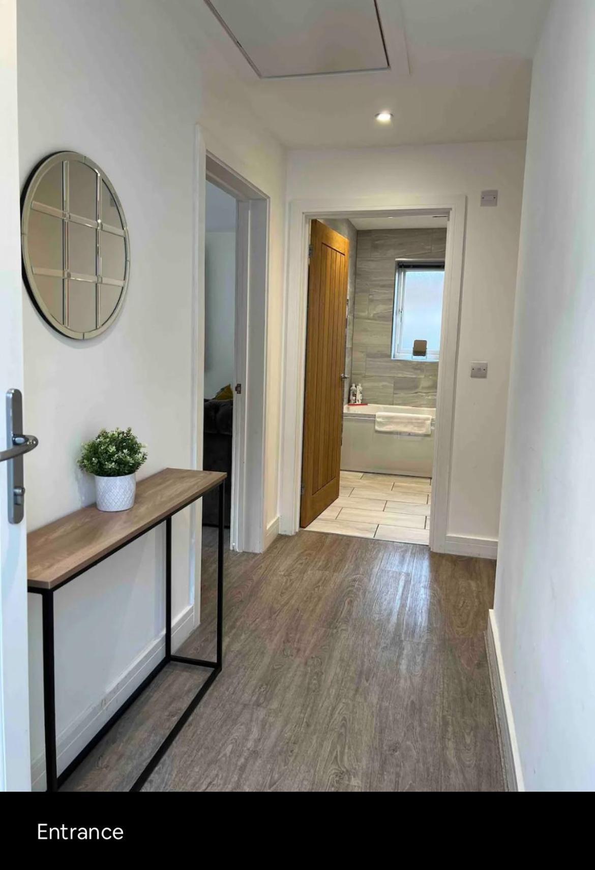 Green 3 Bed Bungalow With En-Suite And Parking Felton (Somerset) Exterior foto