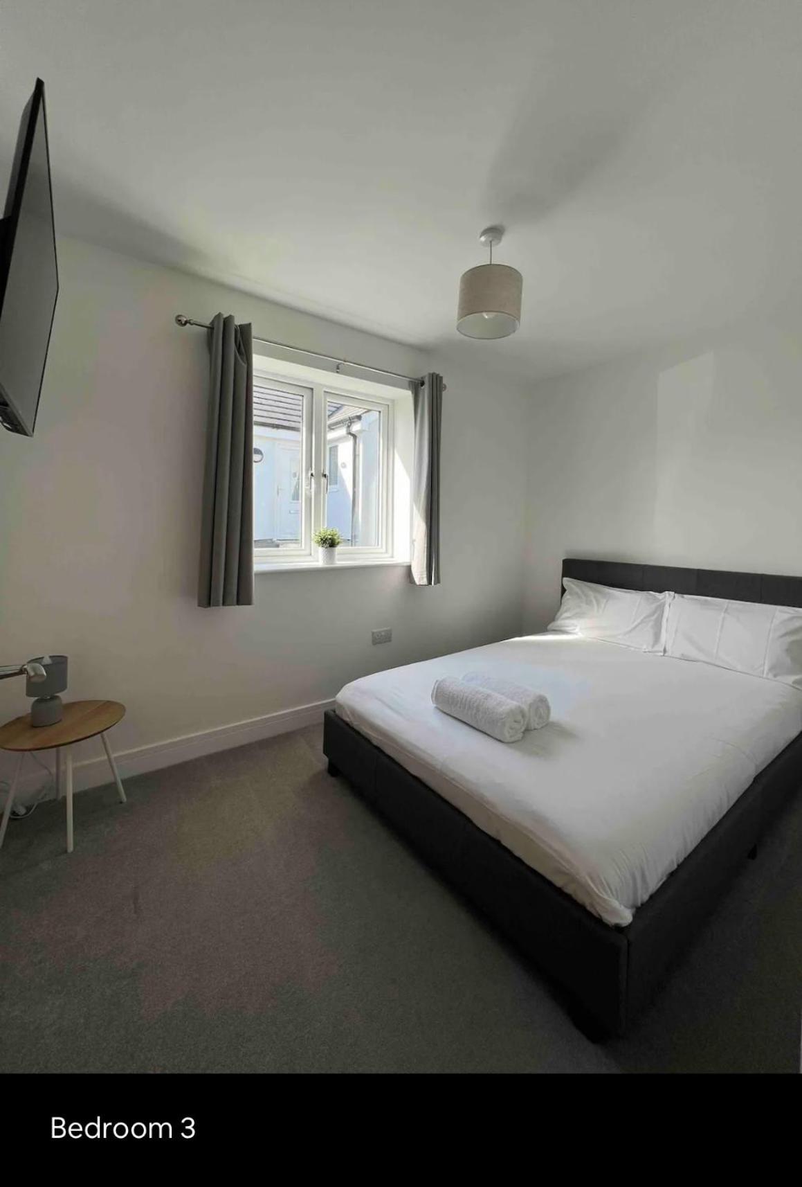 Green 3 Bed Bungalow With En-Suite And Parking Felton (Somerset) Exterior foto