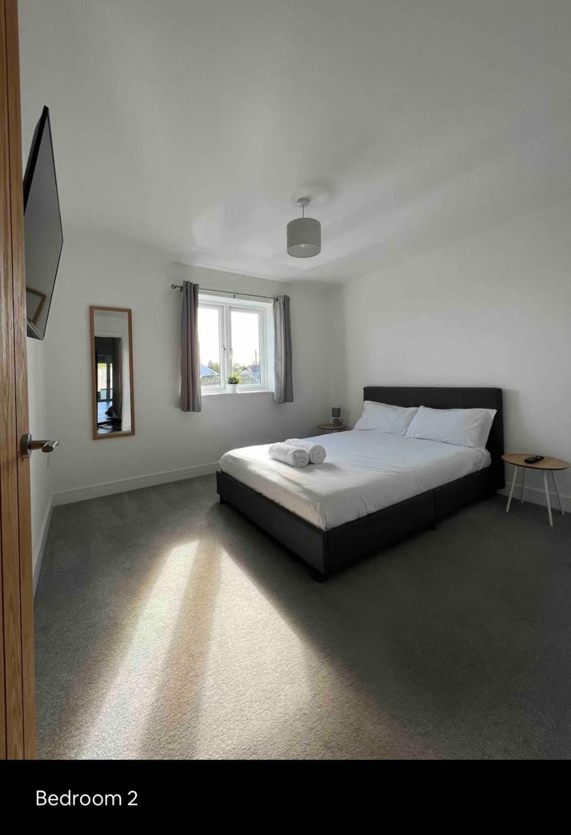 Green 3 Bed Bungalow With En-Suite And Parking Felton (Somerset) Exterior foto