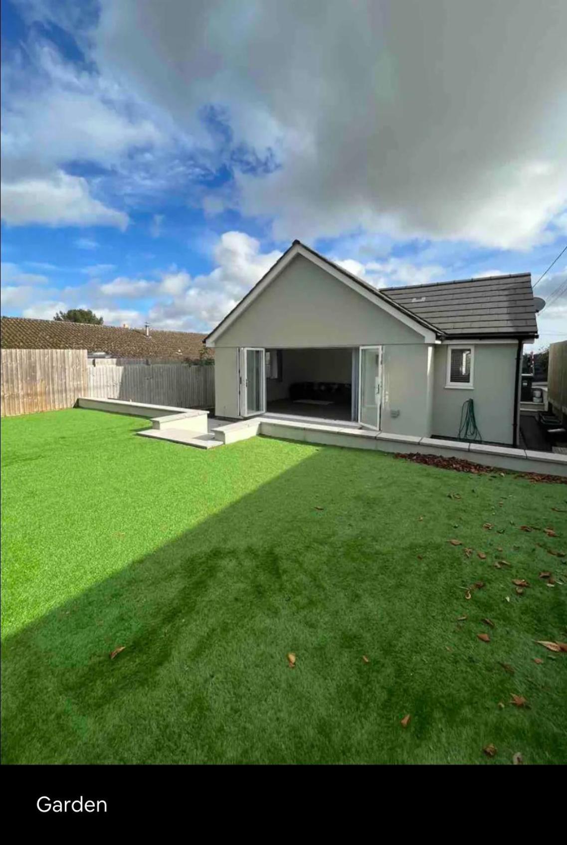 Green 3 Bed Bungalow With En-Suite And Parking Felton (Somerset) Exterior foto